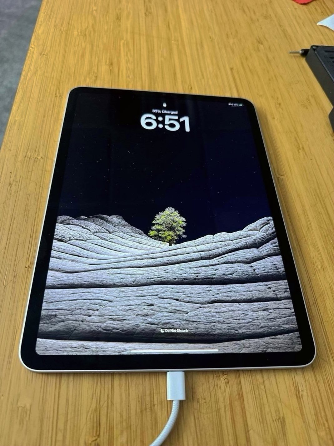 Apple iPad Pro 4th Generation 128GB Silver Unlocked - Used