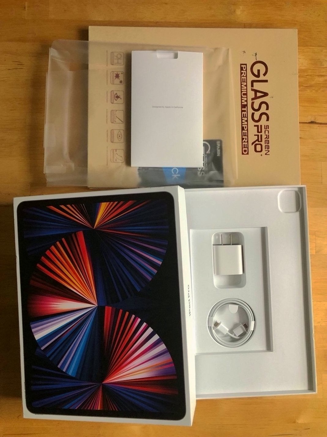 Apple iPad Pro 5th Generation 256GB Unlocked - Used image 2