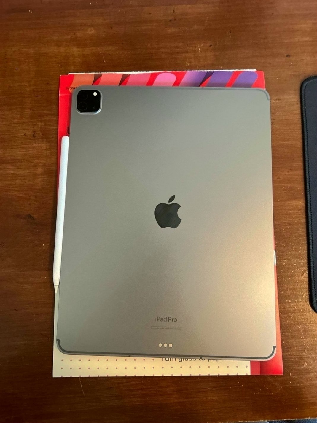 Apple iPad Pro 6th Generation 128GB Space Gray Unlocked - Used image 2