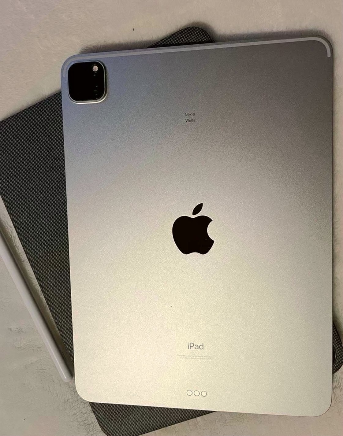 Apple iPad Pro 11inch 3rd Generation 512GB Unlocked - Used image 2