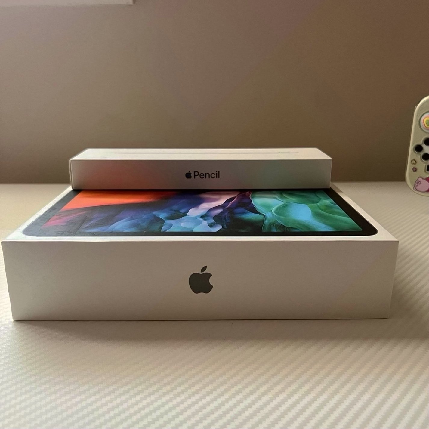 Apple iPad Pro 12.9-inch 4th Generation Space Gray Unlocked - Used image 2