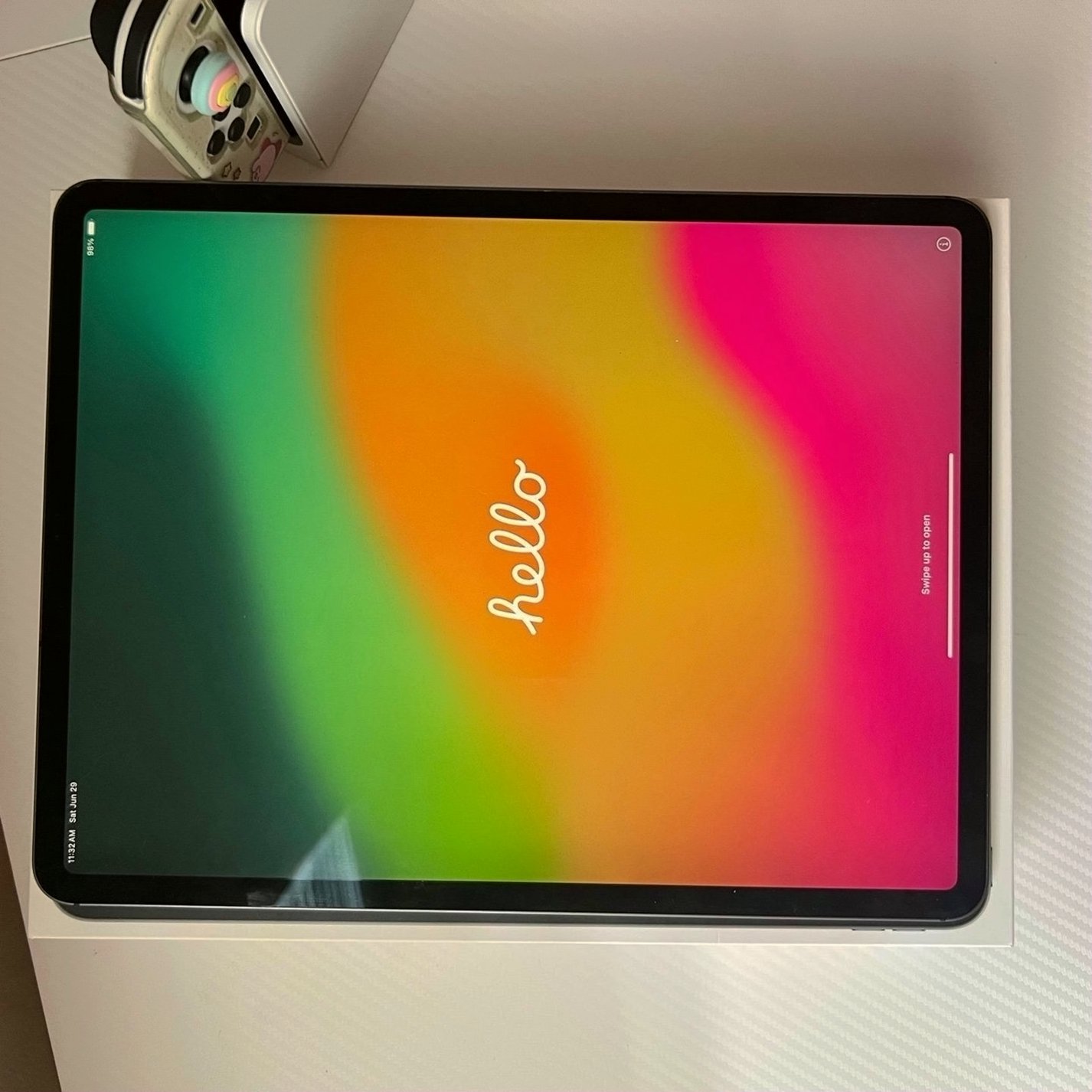 Apple iPad Pro 12.9-inch 4th Generation Space Gray Unlocked - Used image 3