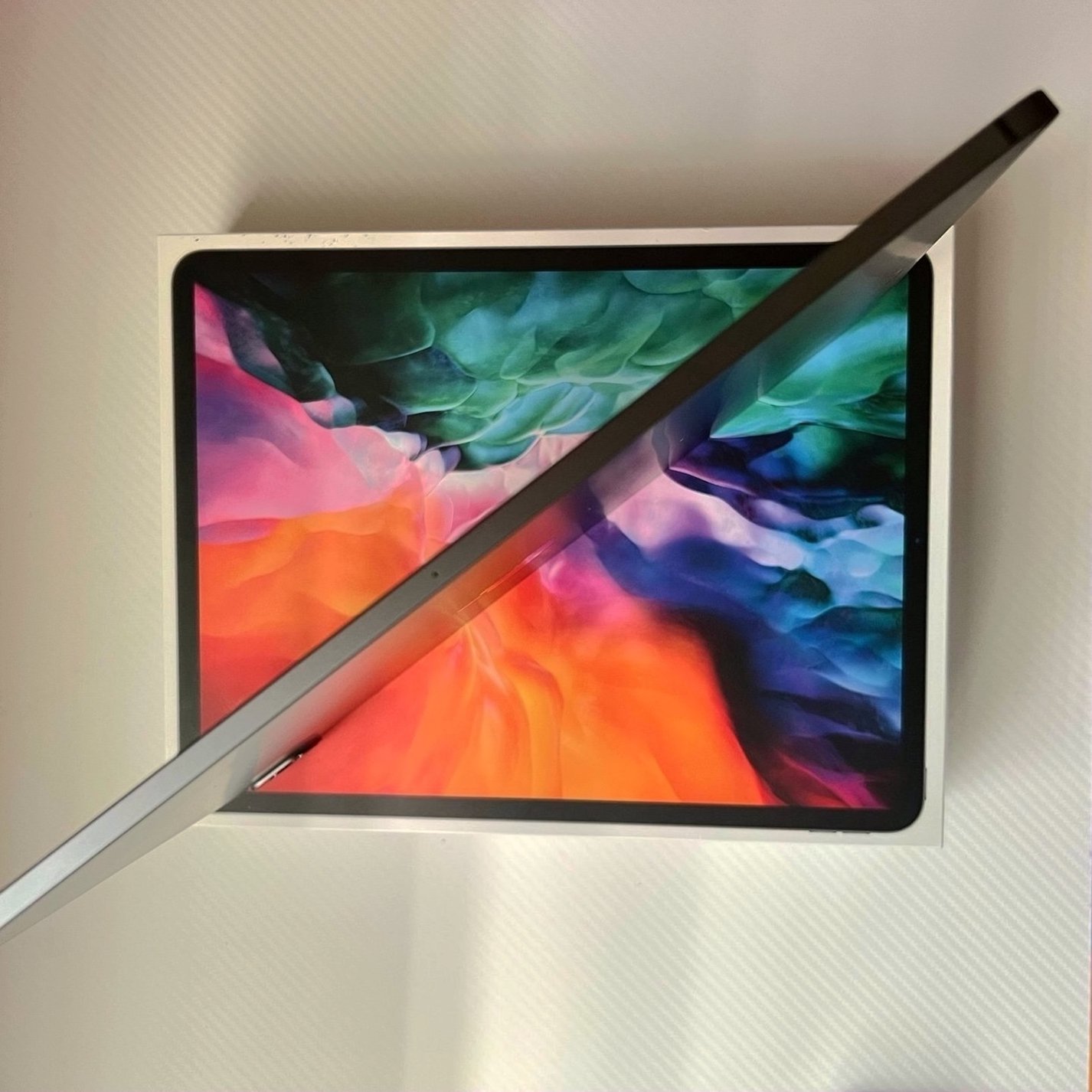 Apple iPad Pro 12.9-inch 4th Generation Space Gray Unlocked - Used image 5