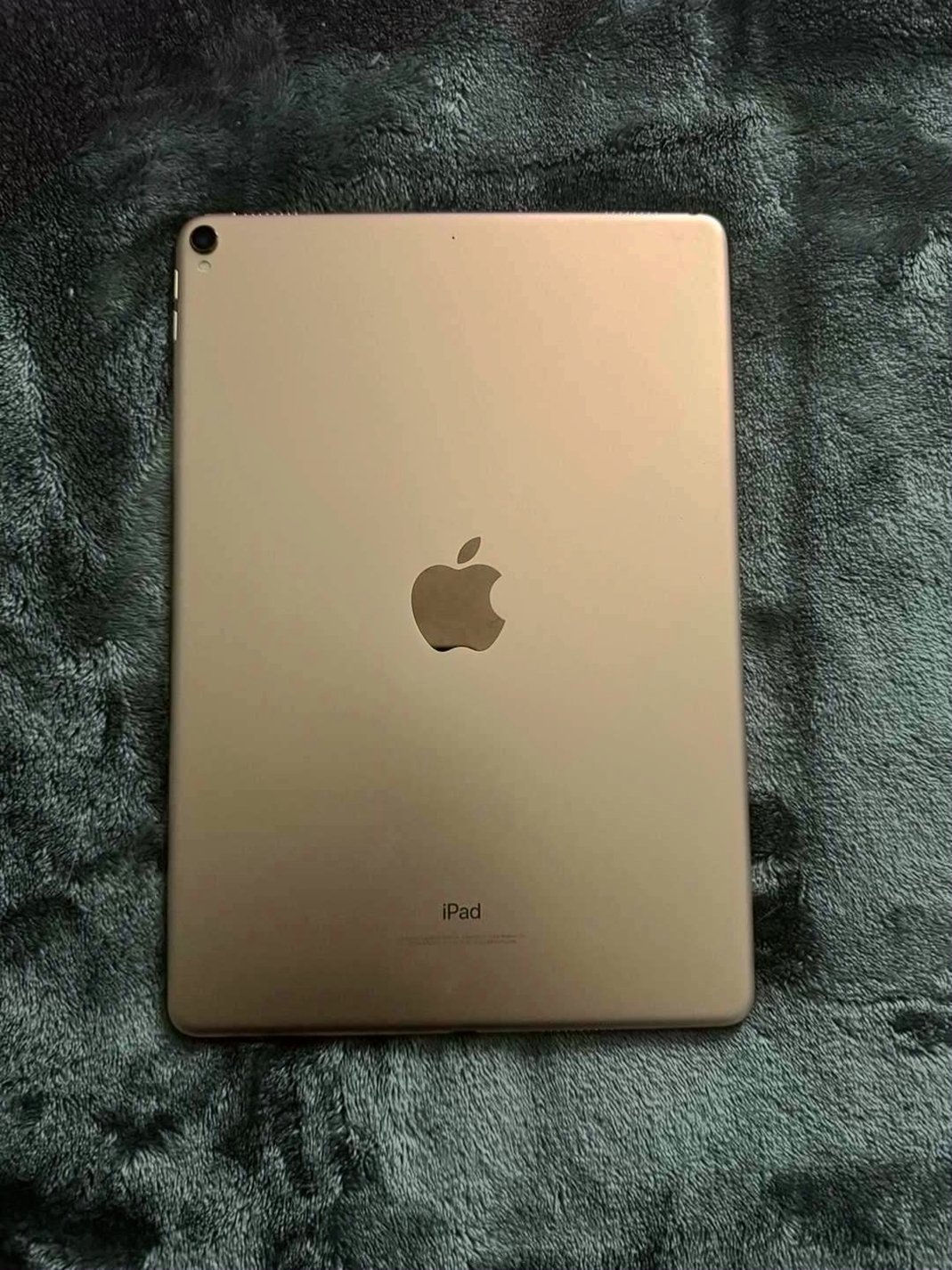 Apple iPad Pro 10.5 64GB Rose Gold Unlocked - Used image 3