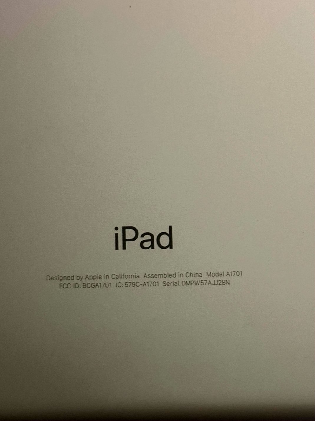 Apple iPad Pro 10.5 64GB Rose Gold Unlocked - Used image 4