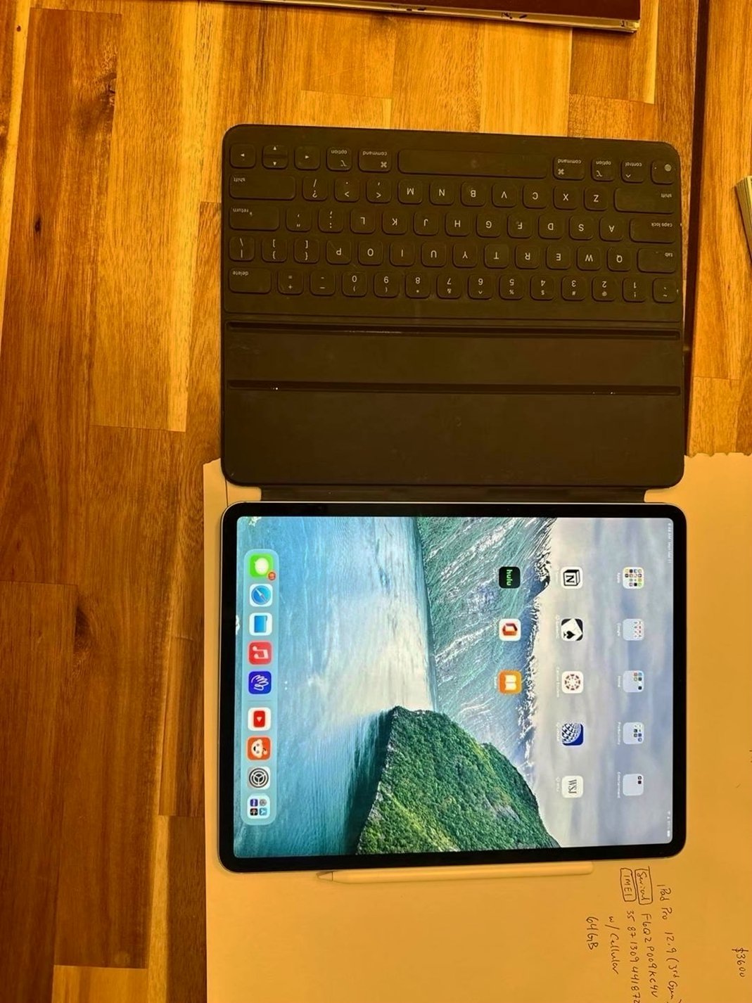 Apple iPad Pro Gen 3 64GB Unlocked Used image 2