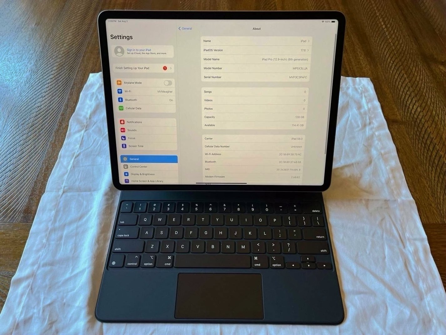 Apple iPad Pro 12.9" 128GB Space Gray Unlocked Used image 4