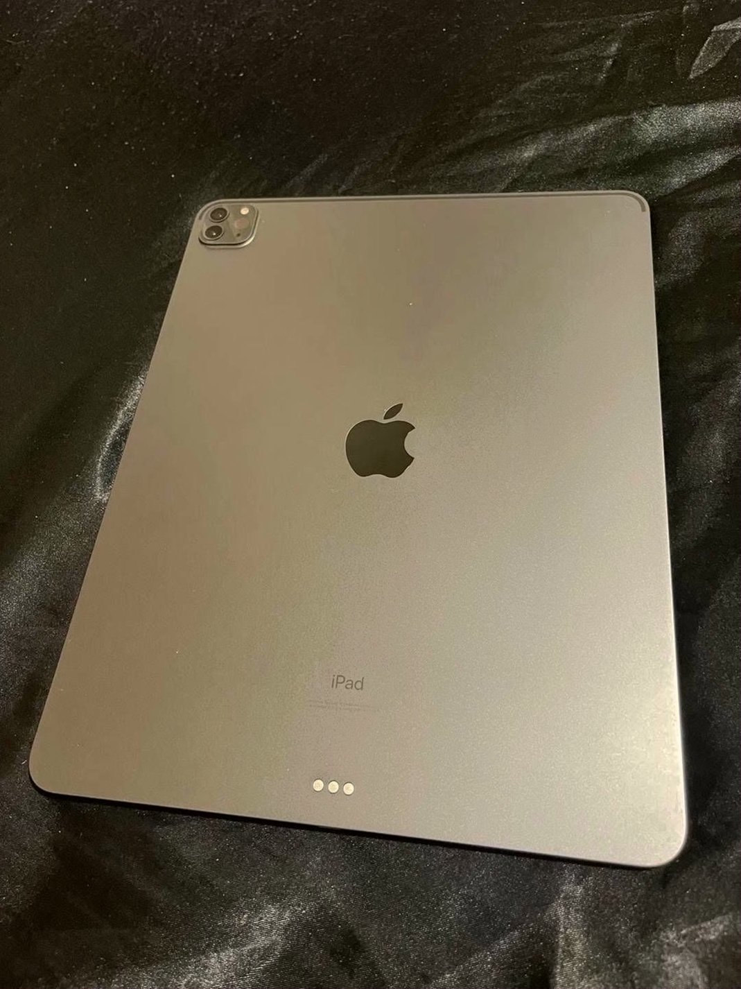 Apple iPad Pro 4th Generation 128GB Space Gray Unlocked - Used
