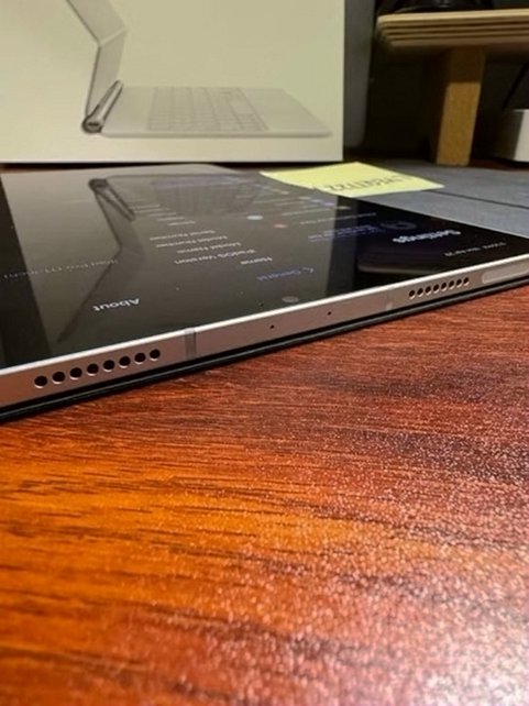 Apple iPad Pro 11-inch 3rd Gen 128GB Silver Unlocked - Used image 5