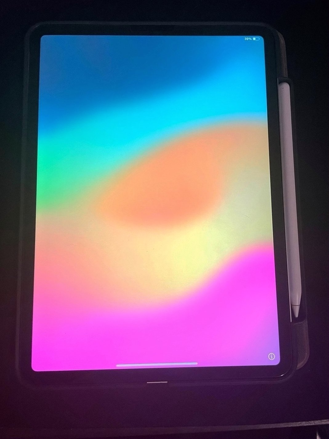 Apple iPad Pro 11 inch 256GB Space Gray Unlocked - Used image 5