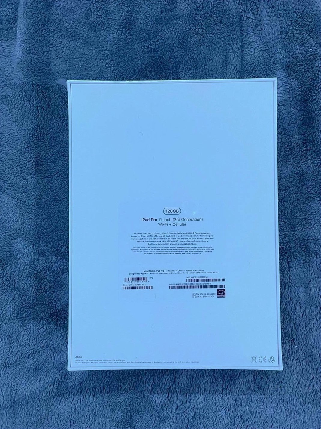 Apple iPad Pro 3rd Generation 11-inch 128GB Space Gray Unlocked - Used image 2