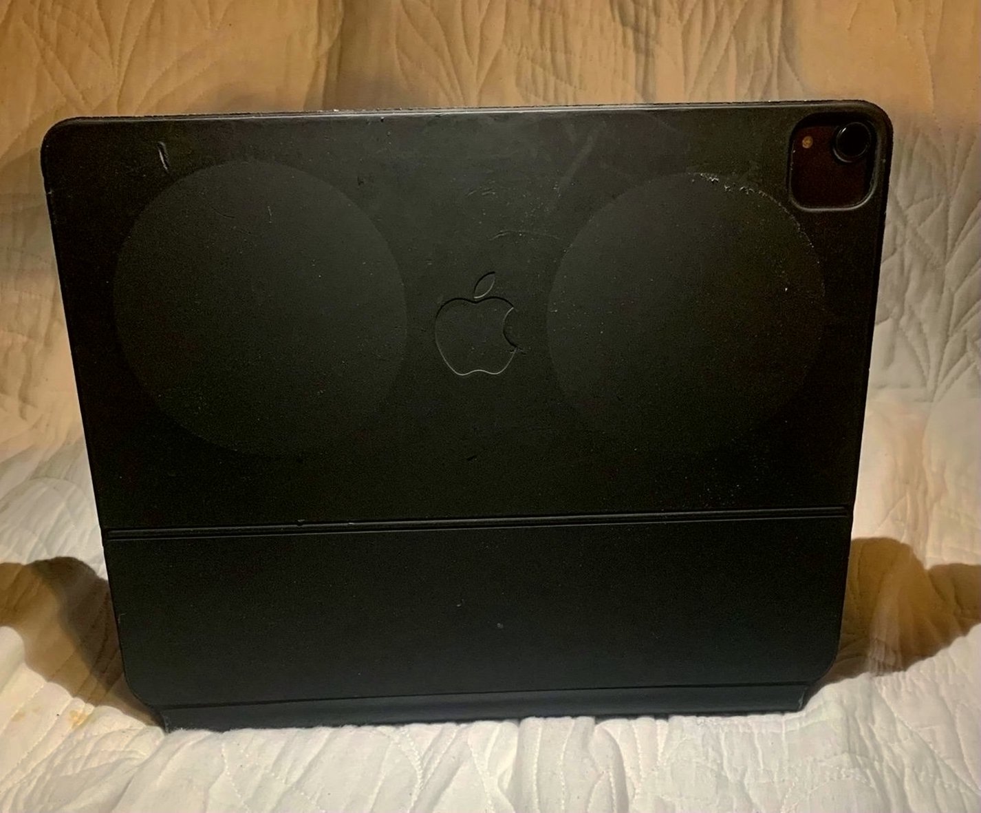 Apple iPad Pro 3rd Generation 64GB Space Gray Unlocked - Used image 2