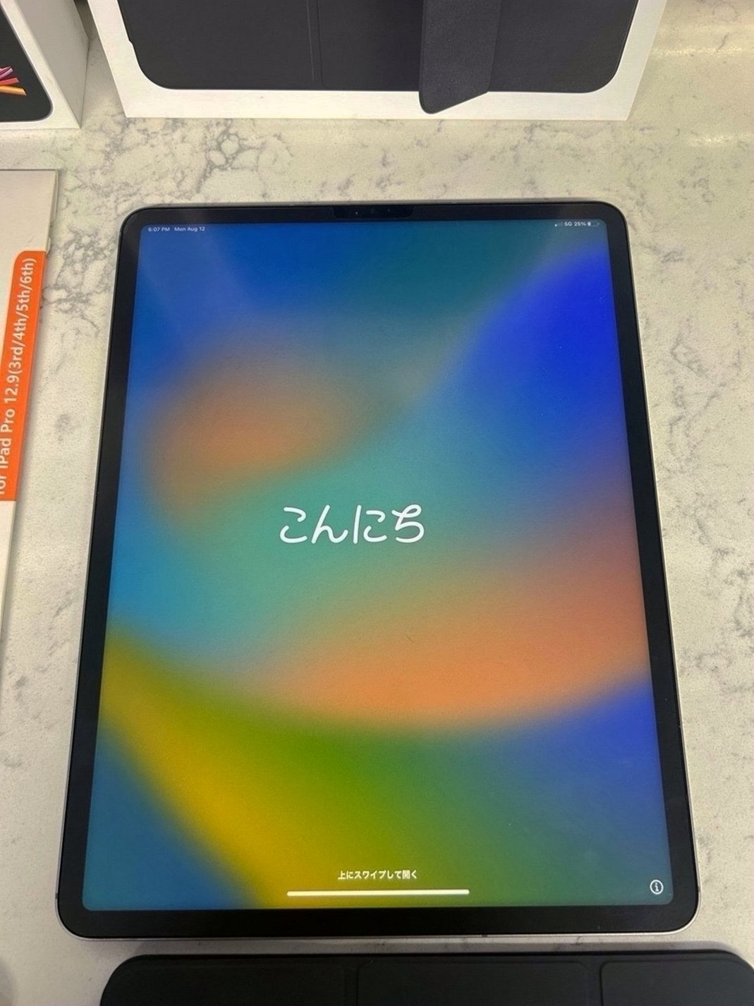 Apple iPad Pro 12.9inch 6th Gen Unlocked Used image 3