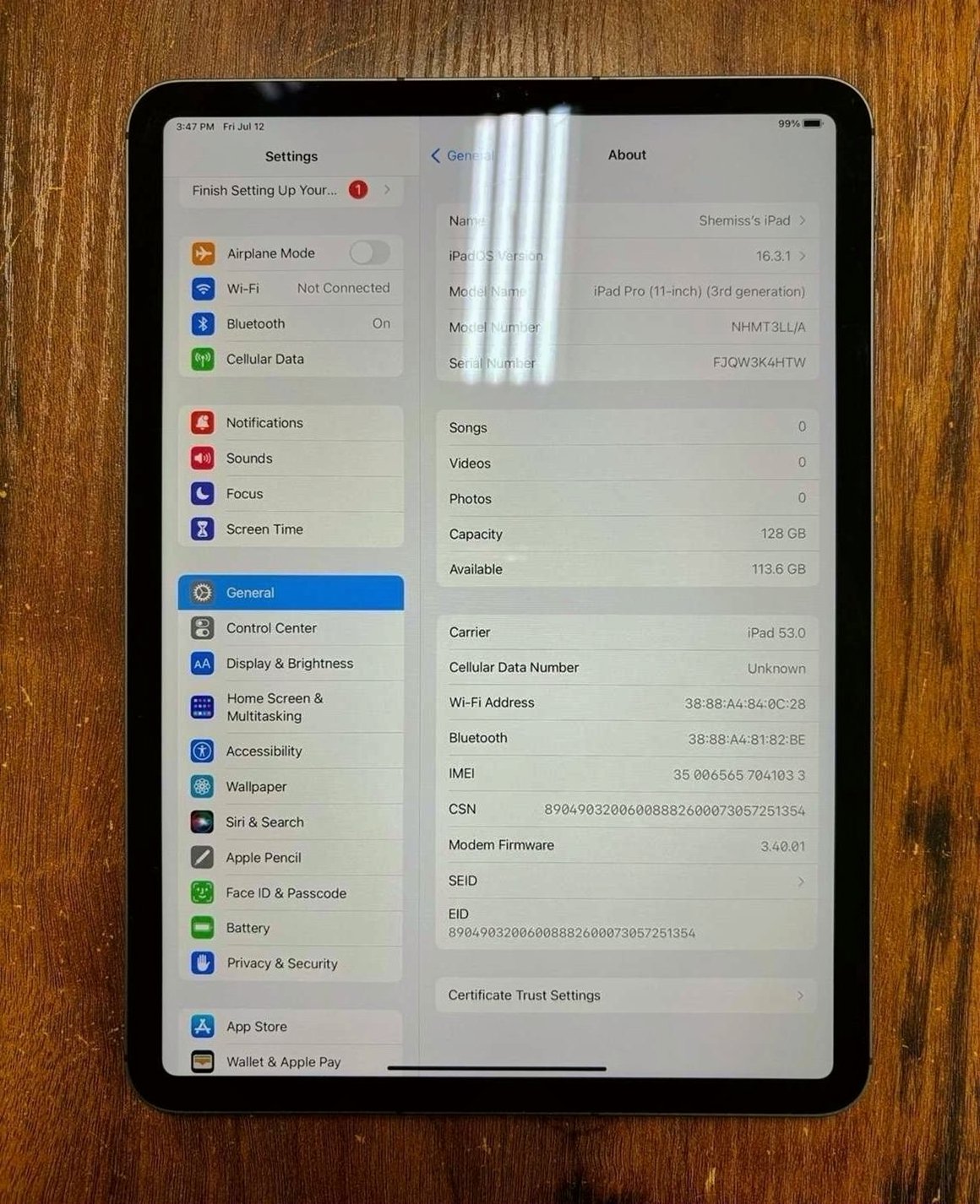 Apple iPad Pro 11-inch 3rd Gen 128GB Unlocked - Used image 3