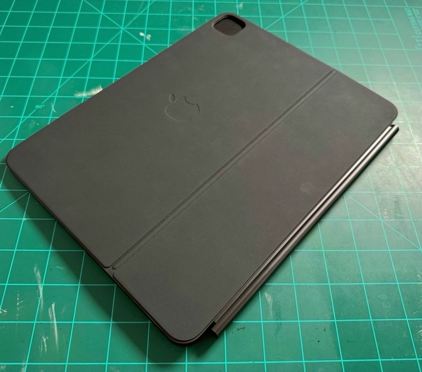 Apple iPad Pro 13” M4 256GB Space Gray Unlocked - Used image 5