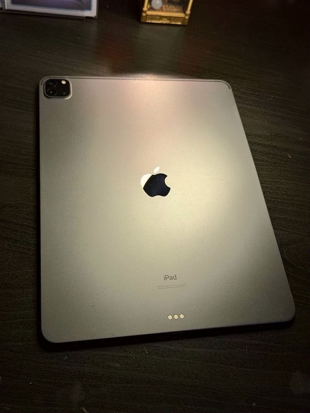 Apple iPad Pro (5th Gen) 512GB Silver Unlocked - Used