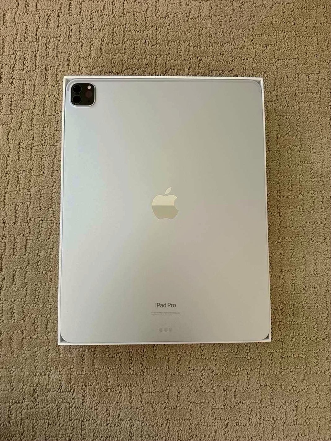 Apple iPad Pro 12.9 inch 128GB Silver Unlocked - Used