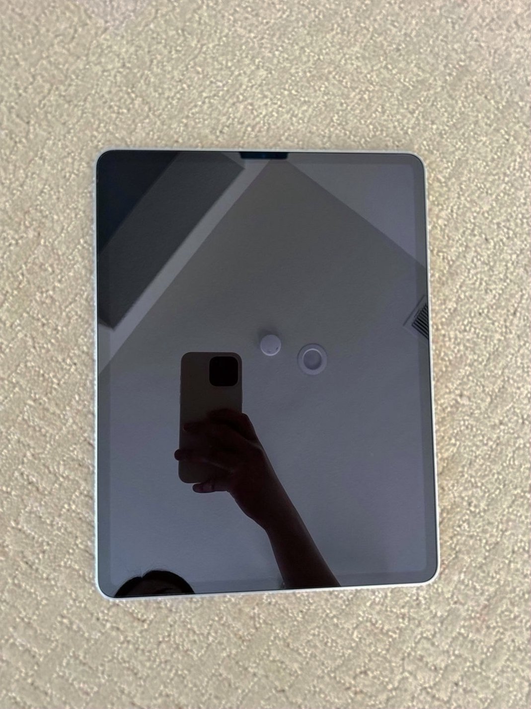 Apple iPad Pro 12.9 inch 128GB Silver Unlocked - Used image 2