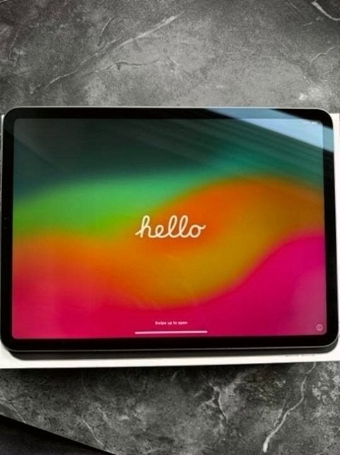 Apple iPad Pro 11-inch 4th Generation 128GB Space Gray Unlocked - Used image 3