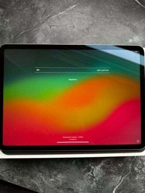 Apple iPad Pro 11-inch 4th Generation 128GB Space Gray Unlocked - Used image 4