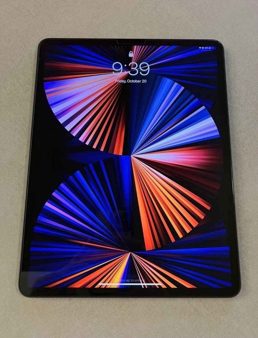 Apple iPad Pro 12.9 inch 5th Gen 128GB Unlocked - Used