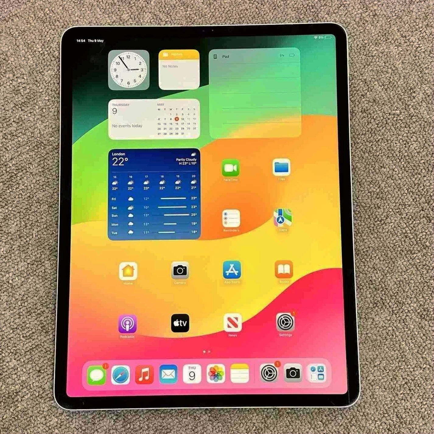 Apple iPad Pro 12.9" 3rd Generation 1TB Silver Cellular Unlocked - Used