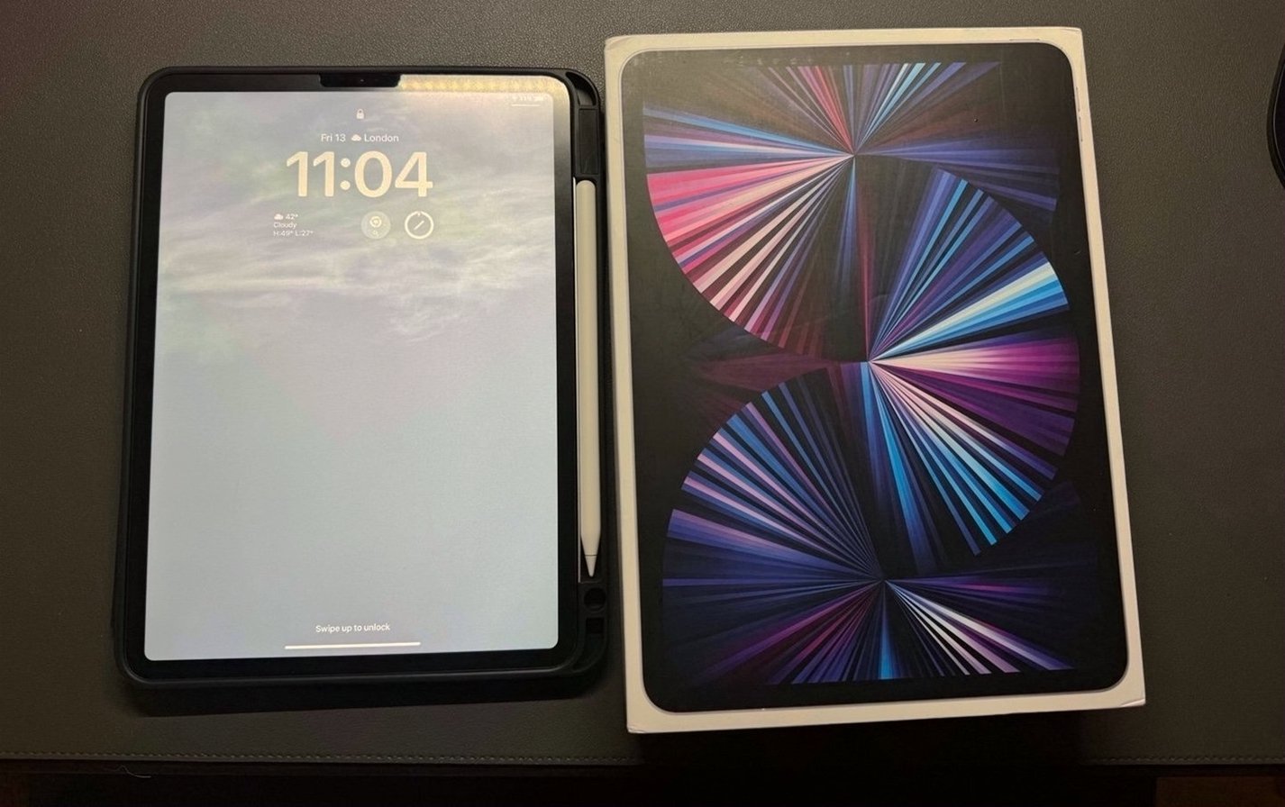 Apple iPad Pro 11 Inch (3rd Gen) 512GB Silver Unlocked - Used