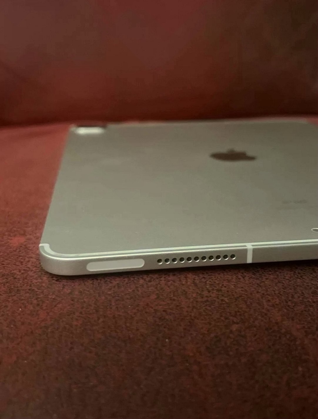 Apple iPad Pro 12.9-inch 5th Gen 256GB Silver Unlocked - Used image 2