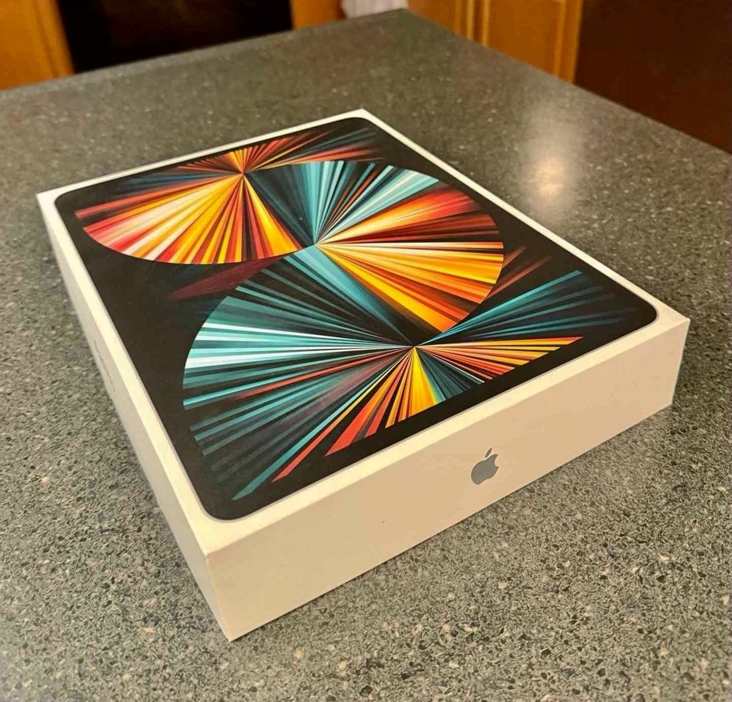 Apple iPad Pro 12.9 2TB Silver Unlocked - Used
