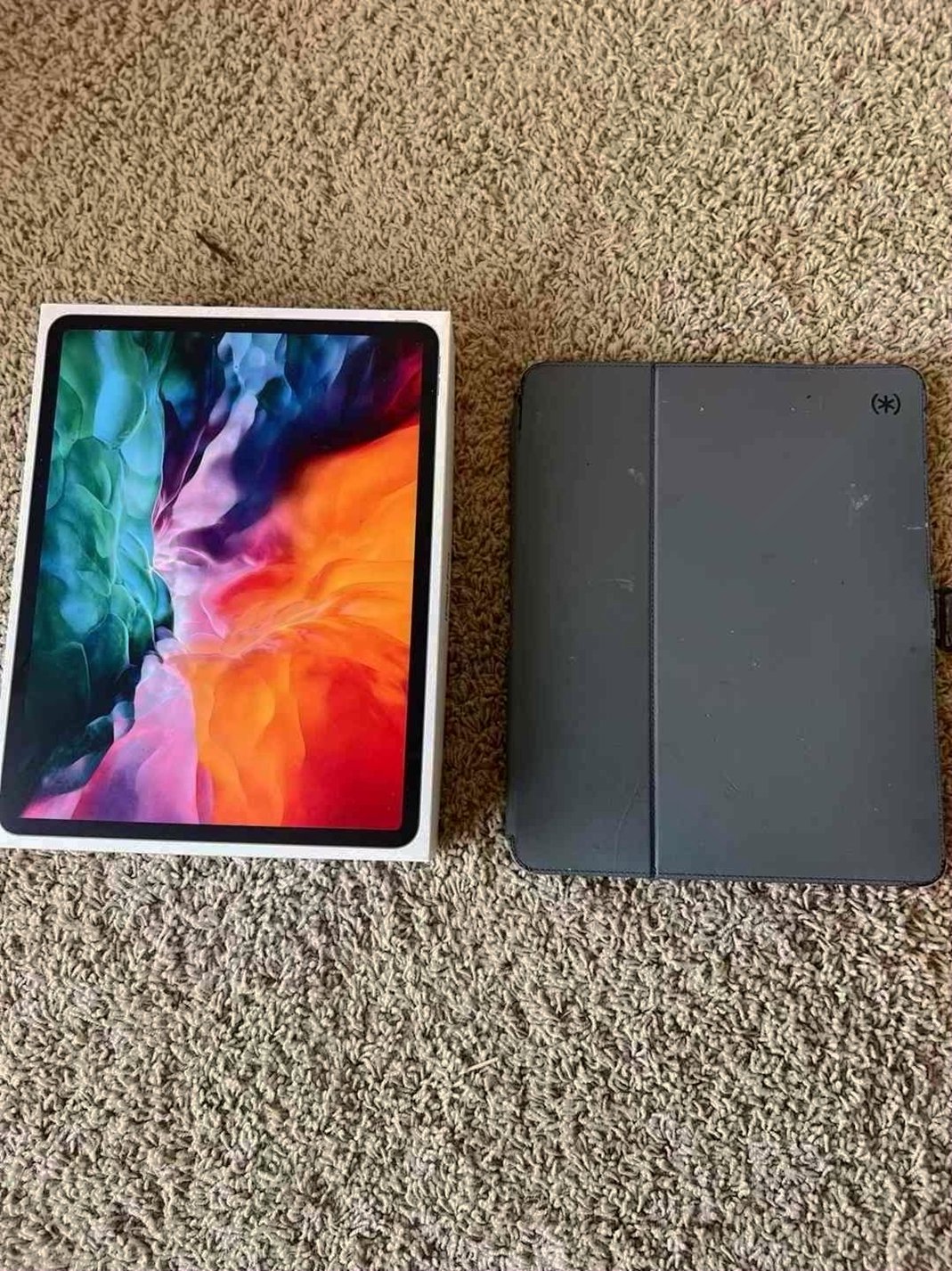 Apple iPad Pro 4th Generation 256GB Unlocked - Used