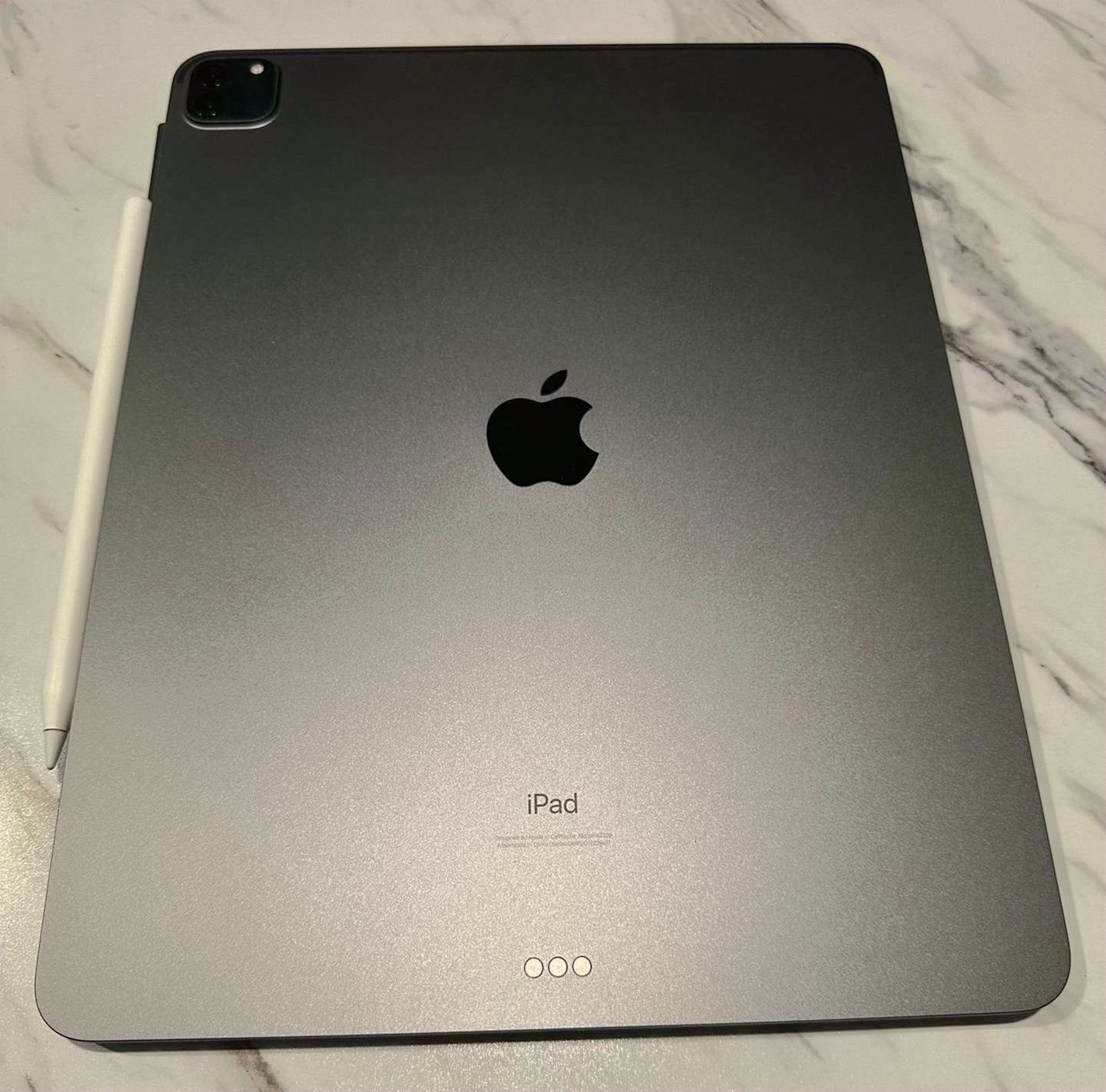 Apple iPad Pro 12.9 inch 4th Gen 256GB Unlocked - Used image 3