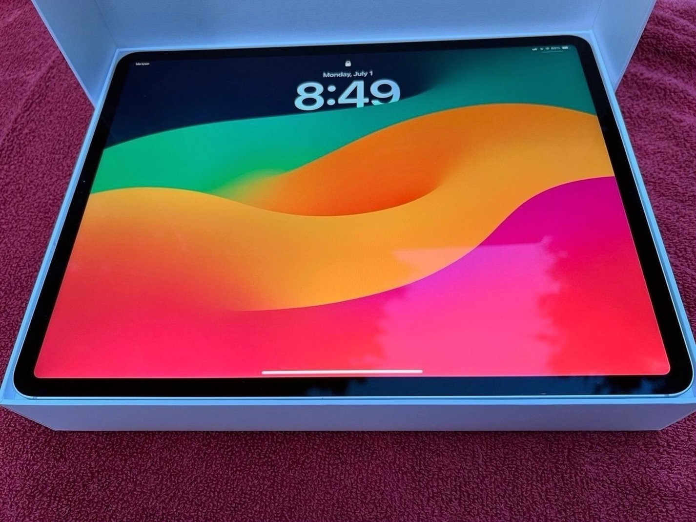 Apple iPad Pro 12.9 Inch 256GB Unlocked Used image 2
