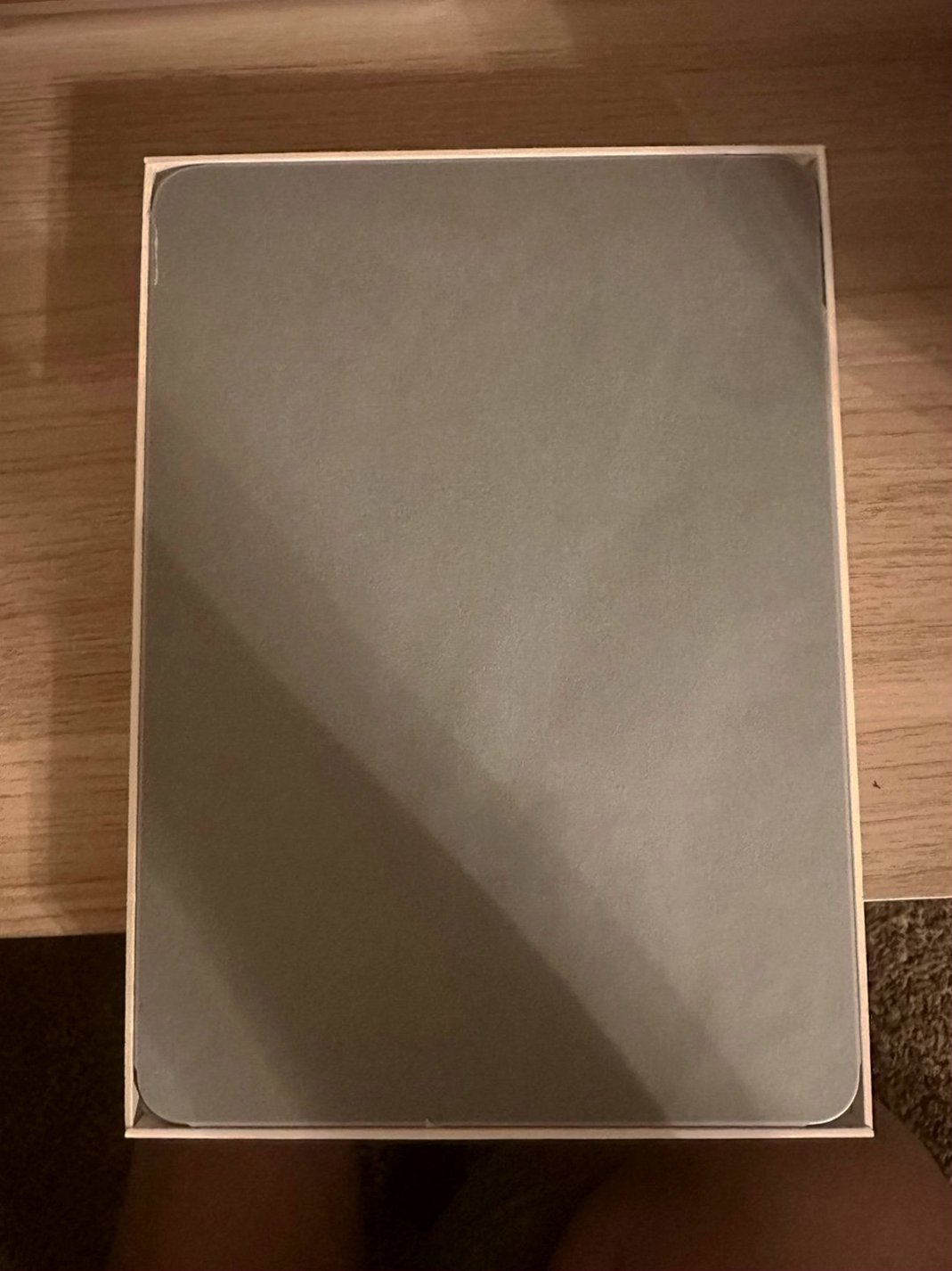 Apple iPad Pro 4th Generation 3A62 128GB Space Gray Unlocked - Used image 2
