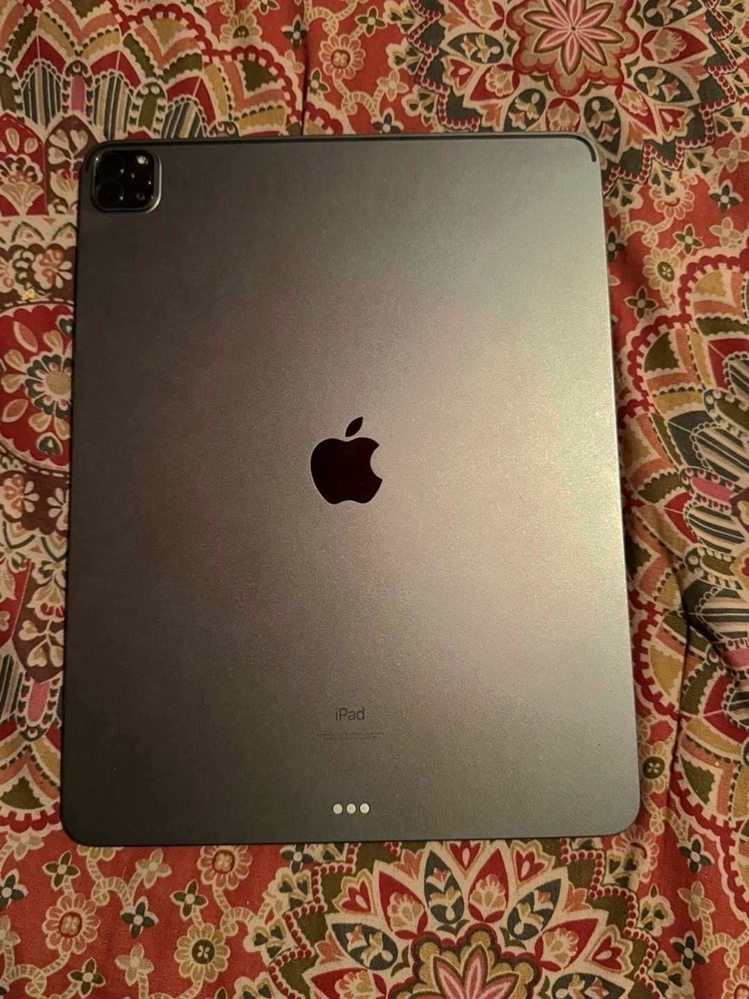 Apple iPad Pro 12.9 inch 128GB Silver Unlocked - Used image 3
