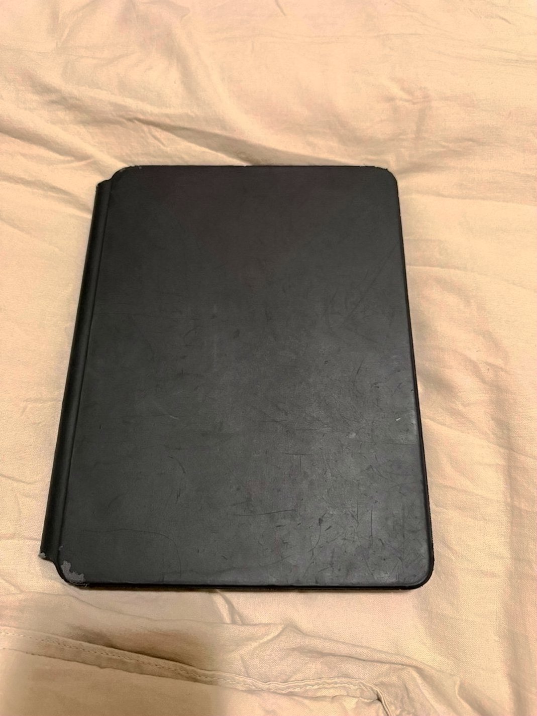 Apple iPad Pro 2 128GB Silver Unlocked - Used image 2