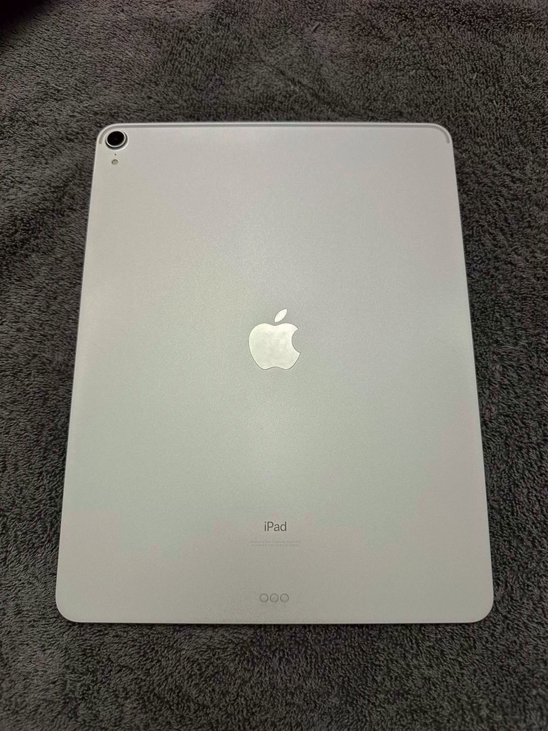 Apple iPad Pro 3rd Generation 512GB Silver Unlocked - Used image 2