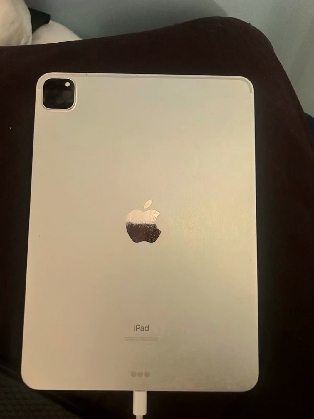 Apple iPad Pro 2nd Generation 1M25 87GB Unlocked - Used image 2