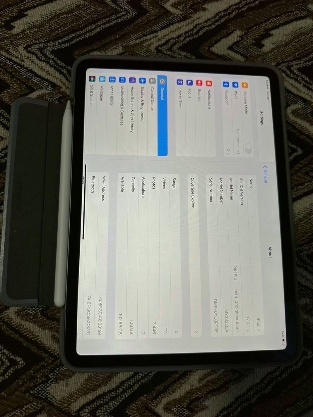 Apple iPad Pro 11-inch 2nd Gen 128GB Unlocked - Used image 4