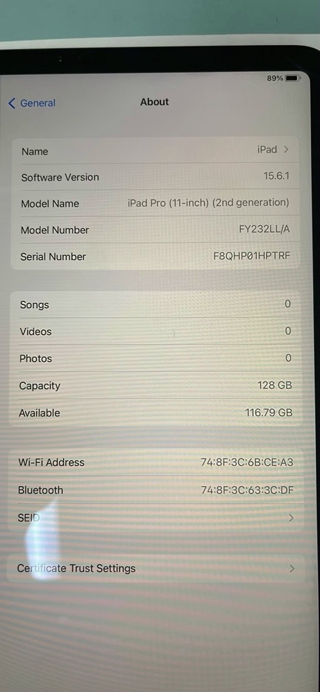 Apple iPad Pro 2nd Generation 128GB Space Gray Unlocked - Used image 4