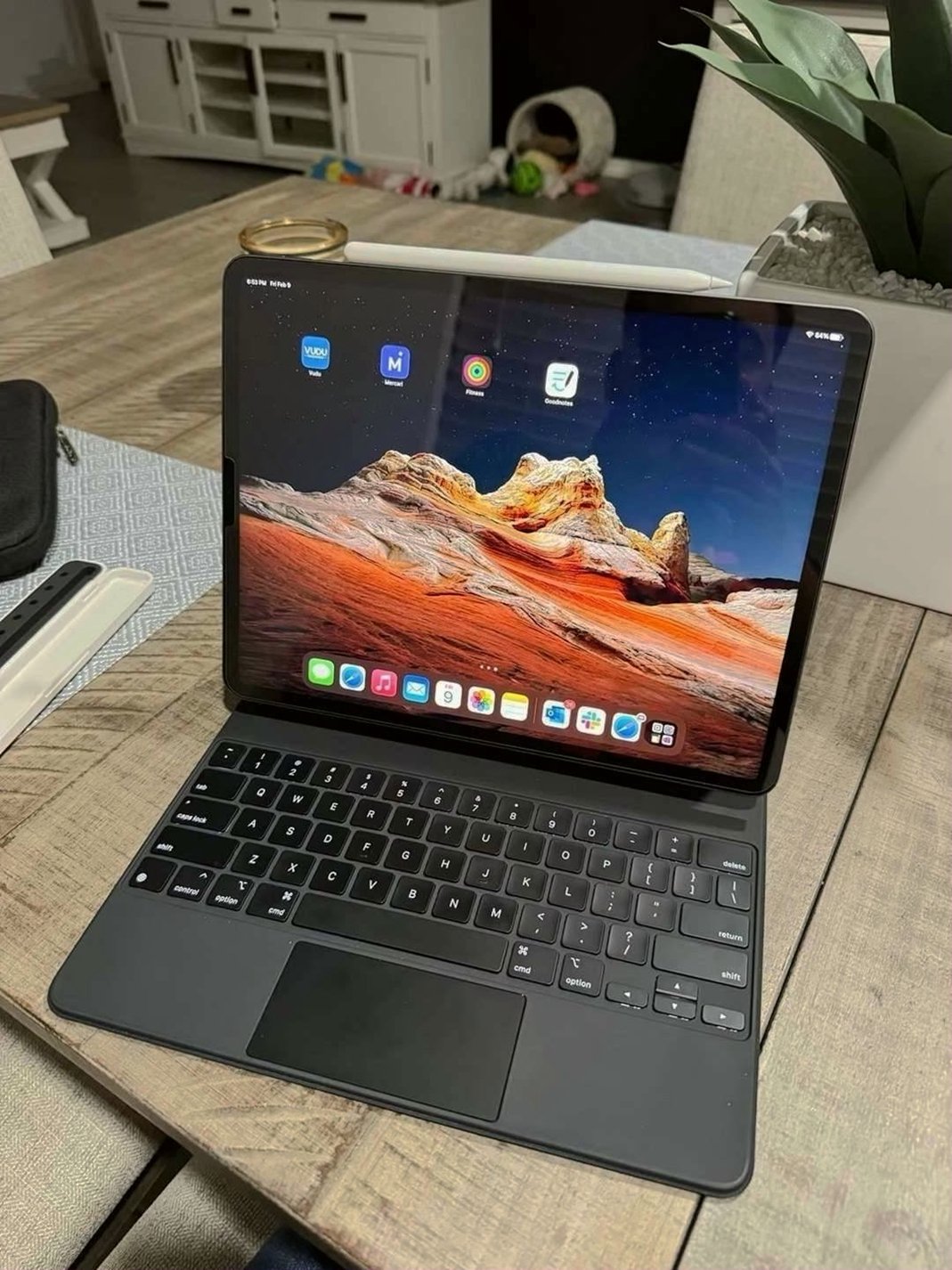 Apple iPad Pro 5th Generation 256GB Space Grey Unlocked - Used