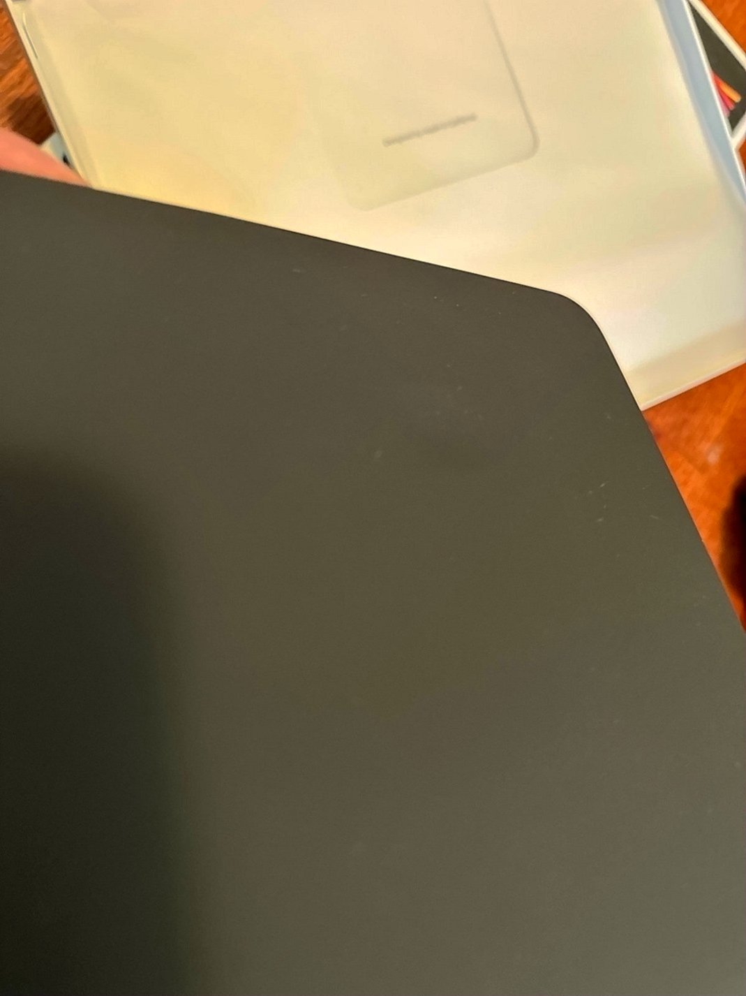 Apple iPad Pro 12.9 6th Gen 128GB Unlocked Used image 5