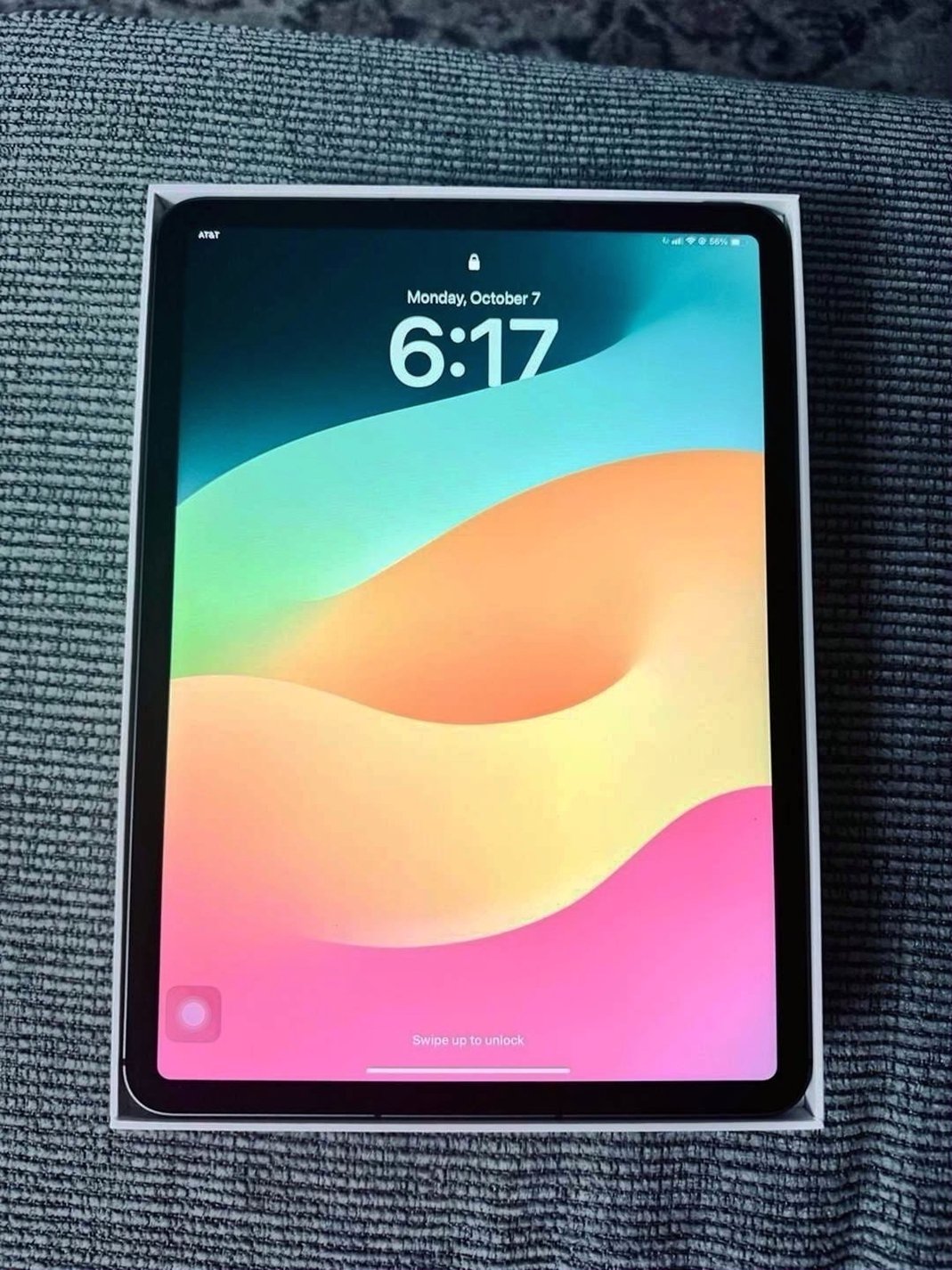 Apple iPad Pro 3rd Generation 256GB Space Gray Unlocked - Used image 4