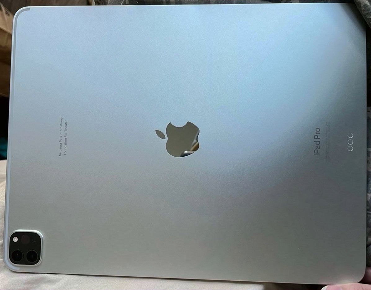 Apple iPad Pro 12.9 128GB Silver Unlocked - Used image 3