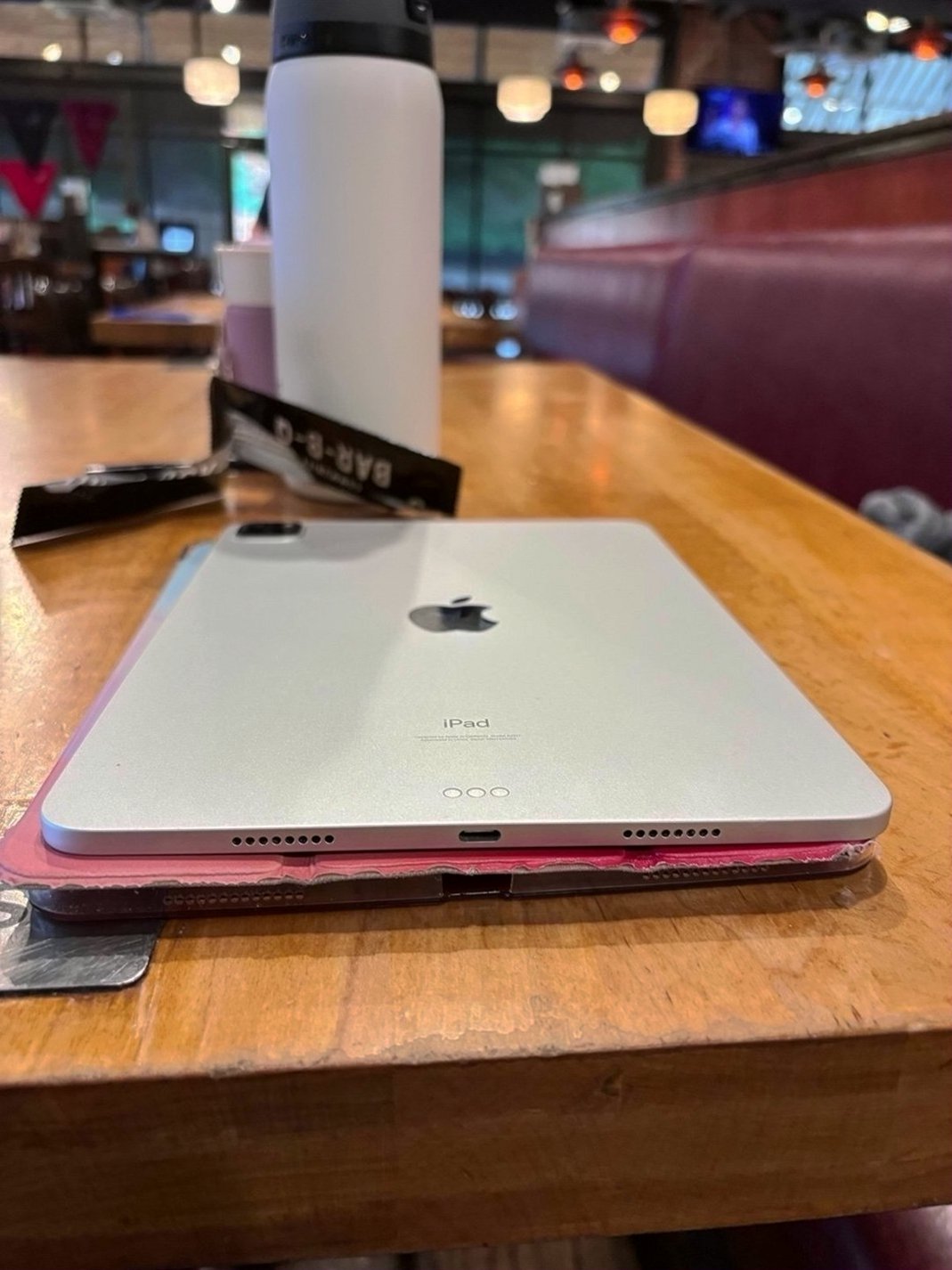 Apple iPad Pro 3rd Generation 128GB Silver Unlocked - Used image 5