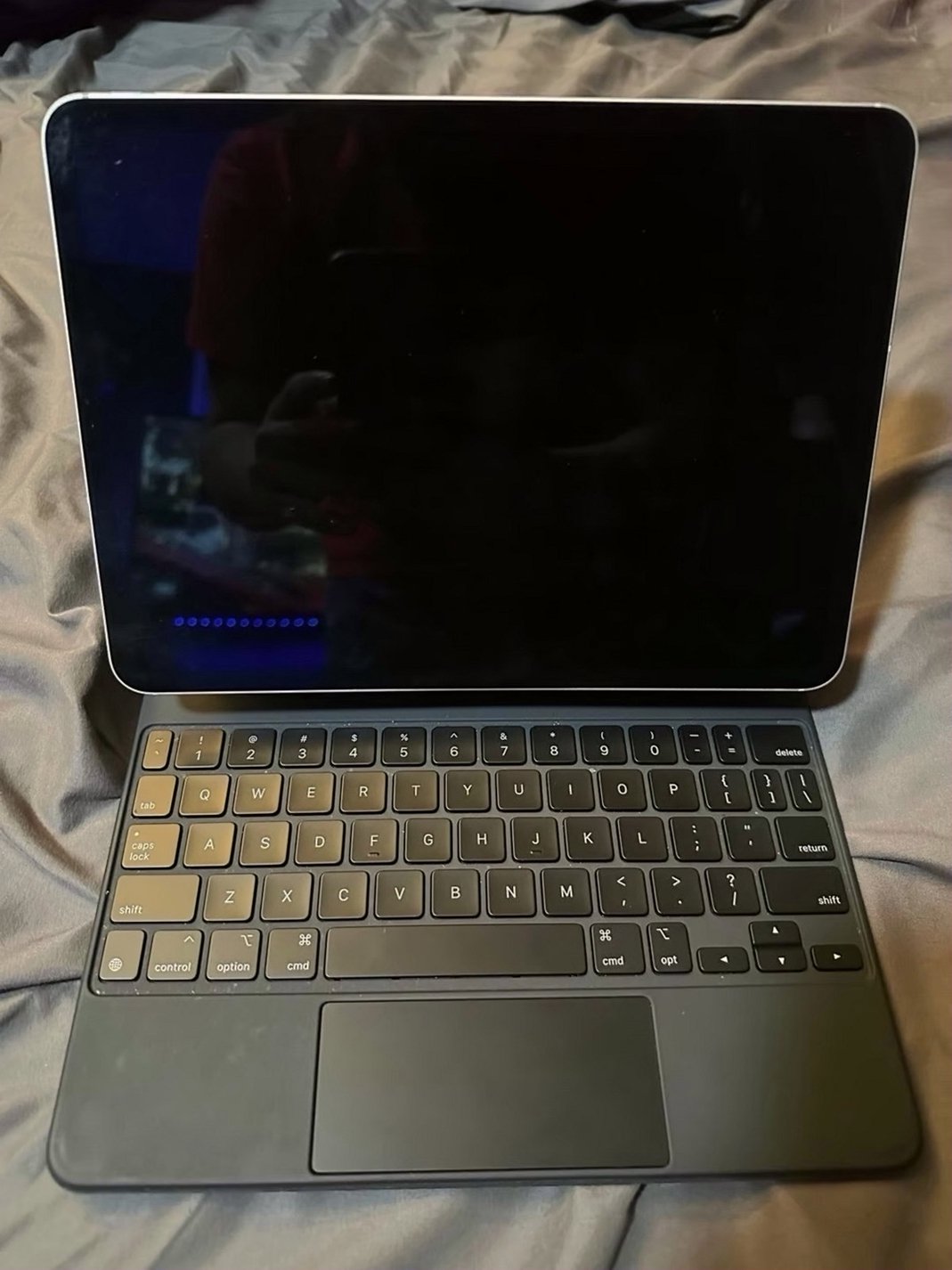 Apple iPad Pro 128GB 11 inch Unlocked Used image 5