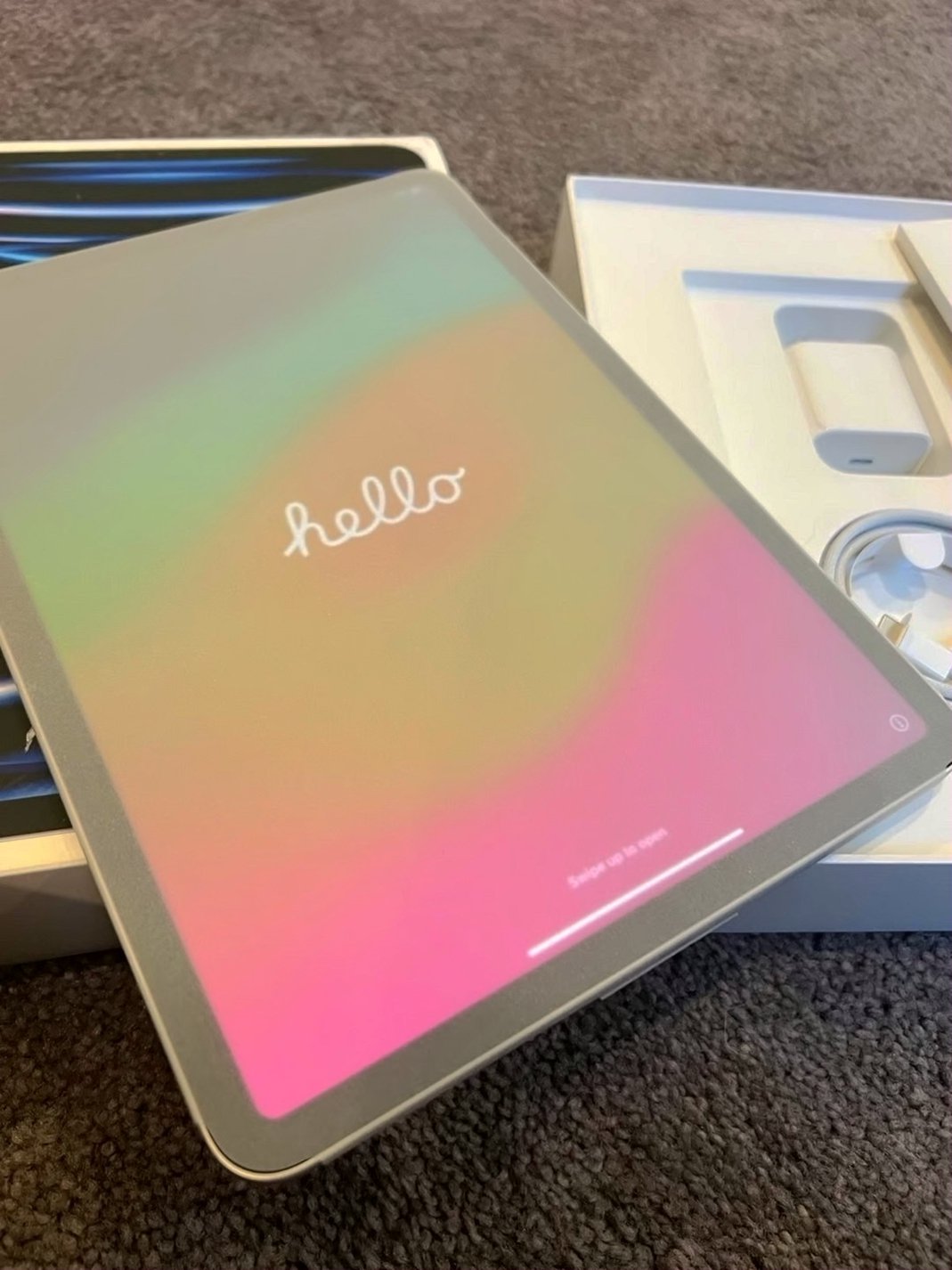 Apple iPad Pro 11” 128GB Silver Unlocked - Used image 2