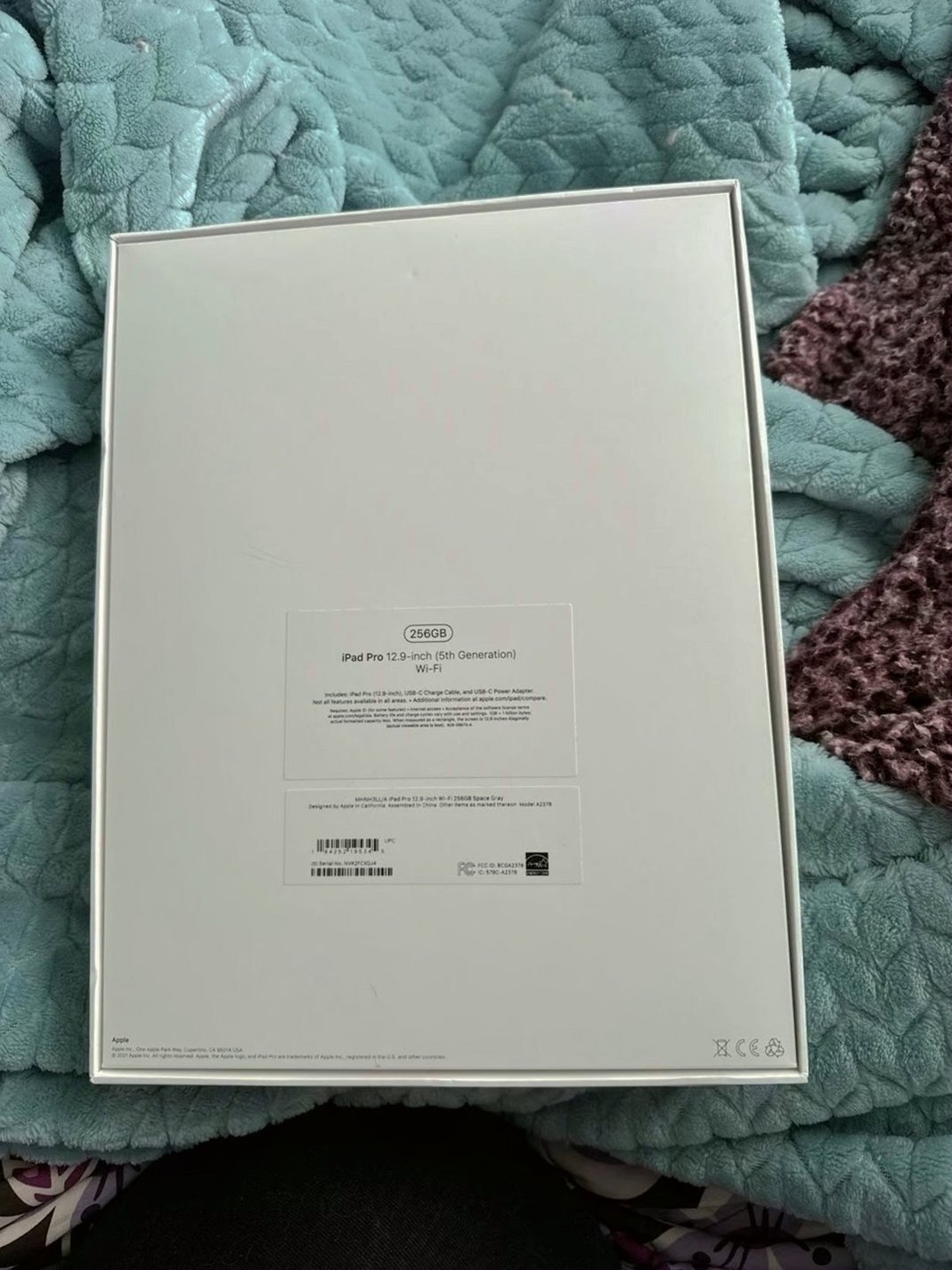 Apple iPad Pro 12.9” 5th Gen 256GB Unlocked Used image 5