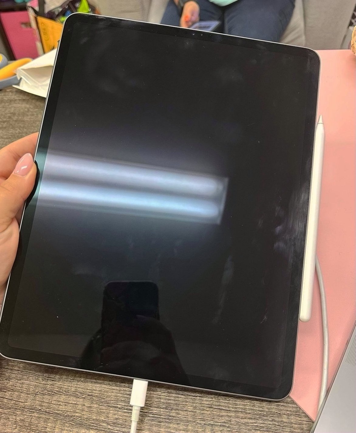 Apple iPad Pro 3rd Generation 256GB 12.9inch Unlocked - Used