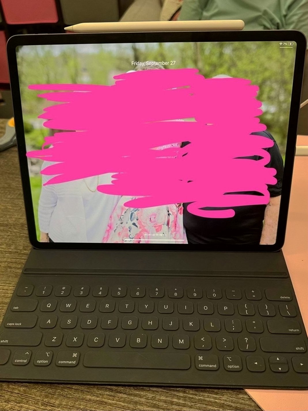 Apple iPad Pro 3rd Generation 256GB 12.9inch Unlocked - Used image 5