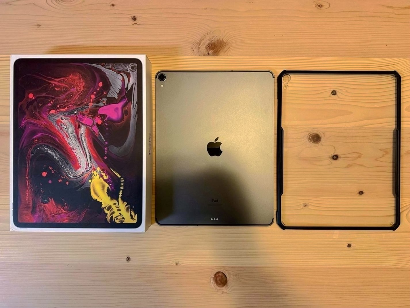 Apple iPad Pro 12.9-inch 1TB Unlocked Used image 3